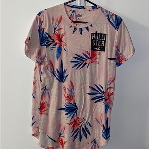 Hollister T-Shirt